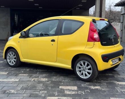 Желтый Пежо 107, объемом двигателя 1 л и пробегом 160 тыс. км за 3500 $, фото 8 на Automoto.ua