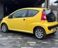 Желтый Пежо 107, объемом двигателя 1 л и пробегом 160 тыс. км за 3500 $, фото 8 на Automoto.ua