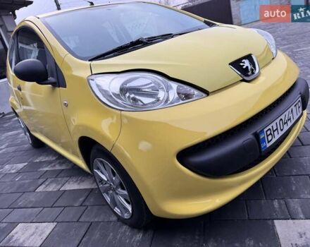 Желтый Пежо 107, объемом двигателя 1 л и пробегом 178 тыс. км за 3500 $, фото 16 на Automoto.ua