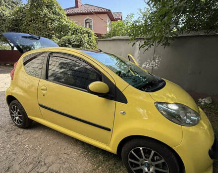 Пежо 107 2008 в Львове на Automoto.ua Желтый Пежо 107, объемом двигателя 1 л и пробегом 190 тыс. км за 4950 $, фото 3 на Automoto.ua