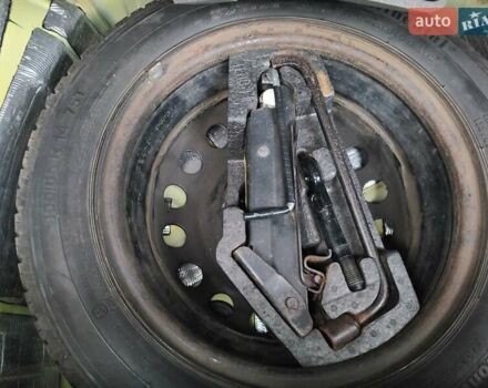 Жовтий Пежо 107, об'ємом двигуна 1 л та пробігом 186 тис. км за 5000 $, фото 36 на Automoto.ua