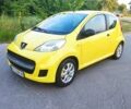 Жовтий Пежо 107, об'ємом двигуна 1 л та пробігом 218 тис. км за 4000 $, фото 1 на Automoto.ua