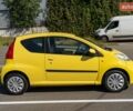 Желтый Пежо 107, объемом двигателя 1 л и пробегом 169 тыс. км за 4500 $, фото 7 на Automoto.ua