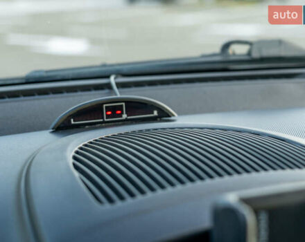 Желтый Пежо 107, объемом двигателя 1 л и пробегом 169 тыс. км за 4500 $, фото 36 на Automoto.ua