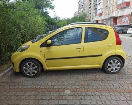 Жовтий Пежо 107, об'ємом двигуна 0 л та пробігом 143 тис. км за 5200 $, фото 2 на Automoto.ua