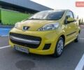Желтый Пежо 107, объемом двигателя 1 л и пробегом 169 тыс. км за 4500 $, фото 6 на Automoto.ua