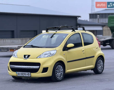 Желтый Пежо 107, объемом двигателя 1 л и пробегом 132 тыс. км за 4950 $, фото 8 на Automoto.ua