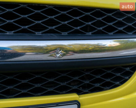 Желтый Пежо 107, объемом двигателя 1 л и пробегом 169 тыс. км за 4500 $, фото 19 на Automoto.ua