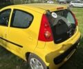 Жовтий Пежо 107, об'ємом двигуна 1 л та пробігом 105 тис. км за 5500 $, фото 3 на Automoto.ua