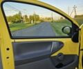 Жовтий Пежо 107, об'ємом двигуна 1 л та пробігом 139 тис. км за 5300 $, фото 2 на Automoto.ua