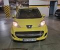 Желтый Пежо 107, объемом двигателя 1 л и пробегом 251 тыс. км за 5500 $, фото 1 на Automoto.ua