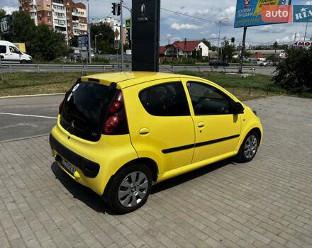 Желтый Пежо 107, объемом двигателя 1 л и пробегом 122 тыс. км за 5250 $, фото 10 на Automoto.ua