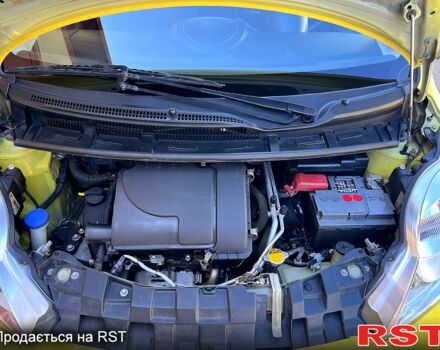 Жовтий Пежо 107, об'ємом двигуна 1 л та пробігом 52 тис. км за 6700 $, фото 3 на Automoto.ua