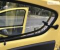 Желтый Пежо 107, объемом двигателя 1 л и пробегом 94 тыс. км за 6800 $, фото 84 на Automoto.ua