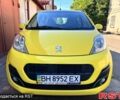 Жовтий Пежо 107, об'ємом двигуна 1 л та пробігом 52 тис. км за 6700 $, фото 2 на Automoto.ua