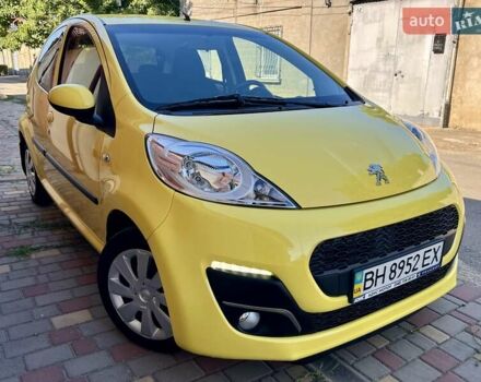 Жовтий Пежо 107, об'ємом двигуна 1 л та пробігом 52 тис. км за 6700 $, фото 2 на Automoto.ua