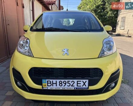 Жовтий Пежо 107, об'ємом двигуна 1 л та пробігом 52 тис. км за 6700 $, фото 1 на Automoto.ua