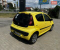 Желтый Пежо 107, объемом двигателя 1 л и пробегом 122 тыс. км за 5250 $, фото 9 на Automoto.ua