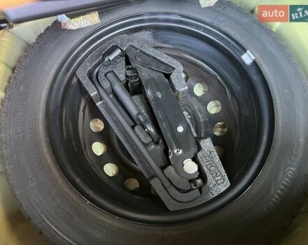 Жовтий Пежо 107, об'ємом двигуна 1 л та пробігом 52 тис. км за 6700 $, фото 27 на Automoto.ua