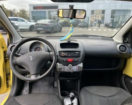 Пежо 107 2012 в Киеве на Automoto.ua Желтый Пежо 107, объемом двигателя 1 л и пробегом 294 тыс. км за 4200 $, фото 5 на Automoto.ua