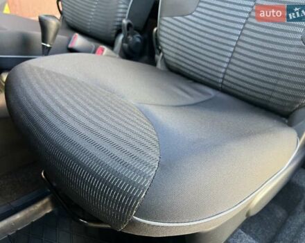 Жовтий Пежо 107, об'ємом двигуна 1 л та пробігом 52 тис. км за 6700 $, фото 16 на Automoto.ua