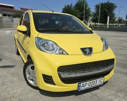 Желтый Пежо 107, объемом двигателя 1 л и пробегом 29 тыс. км за 7199 $, фото 1 на Automoto.ua
