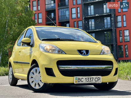 Пежо 107 2012 у Львові на Automoto.ua Жовтий Пежо 107, об'ємом двигуна 1 л та пробігом 157 тис. км за 4750 $, фото 1 на Automoto.ua