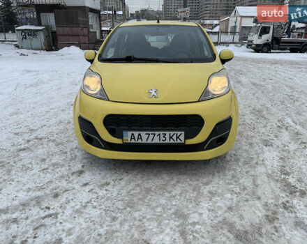 Желтый Пежо 107, объемом двигателя 1 л и пробегом 192 тыс. км за 4630 $, фото 1 на Automoto.ua