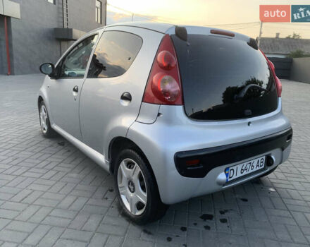 Серый Пежо 107, объемом двигателя 1 л и пробегом 209 тыс. км за 3200 $, фото 5 на Automoto.ua