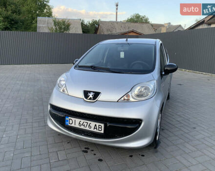 Серый Пежо 107, объемом двигателя 1 л и пробегом 209 тыс. км за 3200 $, фото 1 на Automoto.ua