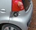 Серый Пежо 107, объемом двигателя 0.98 л и пробегом 148 тыс. км за 4000 $, фото 12 на Automoto.ua