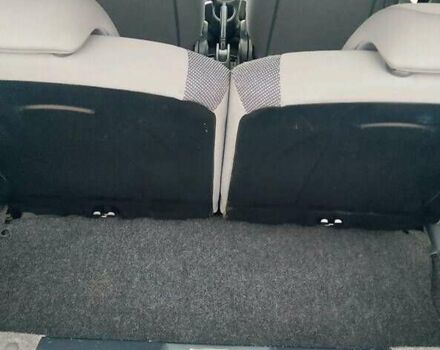 Серый Пежо 107, объемом двигателя 1 л и пробегом 112 тыс. км за 4200 $, фото 10 на Automoto.ua