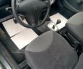 Серый Пежо 107, объемом двигателя 1 л и пробегом 112 тыс. км за 4200 $, фото 8 на Automoto.ua