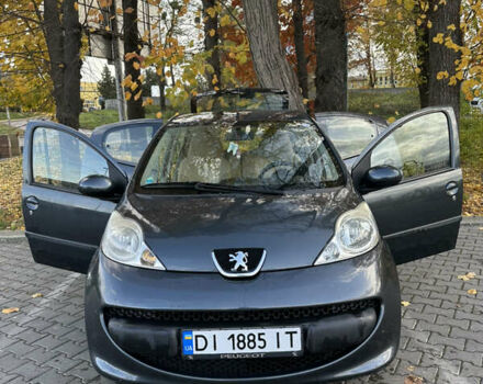 Серый Пежо 107, объемом двигателя 1 л и пробегом 94 тыс. км за 4200 $, фото 1 на Automoto.ua