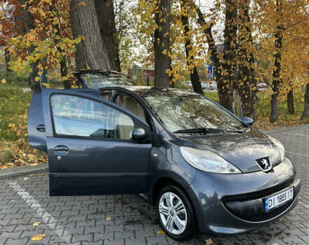 Серый Пежо 107, объемом двигателя 1 л и пробегом 94 тыс. км за 4200 $, фото 2 на Automoto.ua
