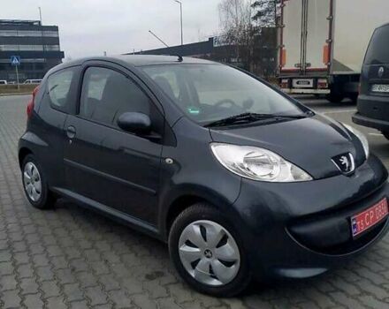 Серый Пежо 107, объемом двигателя 1 л и пробегом 112 тыс. км за 4200 $, фото 5 на Automoto.ua