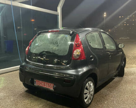 Сірий Пежо 107, об'ємом двигуна 1 л та пробігом 178 тис. км за 4300 $, фото 4 на Automoto.ua