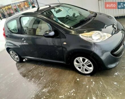 Сірий Пежо 107, об'ємом двигуна 1 л та пробігом 150 тис. км за 3600 $, фото 2 на Automoto.ua