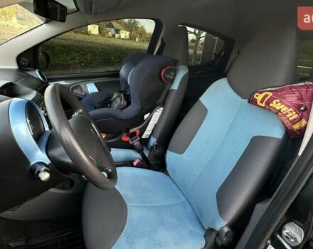 Серый Пежо 107, объемом двигателя 1 л и пробегом 122 тыс. км за 5650 $, фото 11 на Automoto.ua