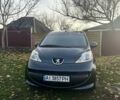 Серый Пежо 107, объемом двигателя 1 л и пробегом 122 тыс. км за 5650 $, фото 2 на Automoto.ua