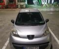Серый Пежо 107, объемом двигателя 1 л и пробегом 154 тыс. км за 3299 $, фото 1 на Automoto.ua