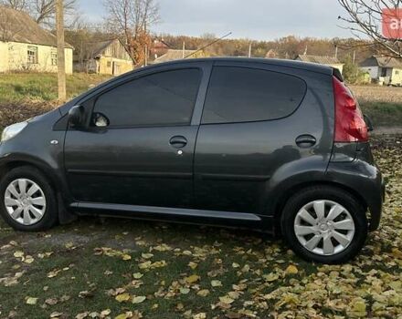 Серый Пежо 107, объемом двигателя 1 л и пробегом 122 тыс. км за 5650 $, фото 8 на Automoto.ua