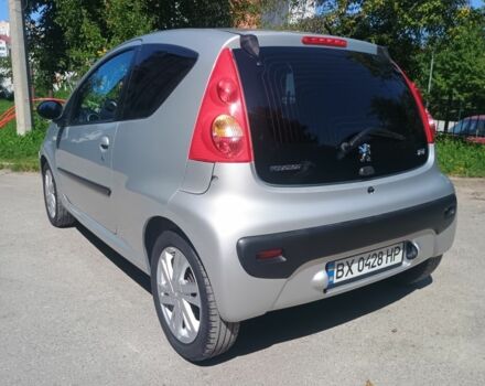 Сірий Пежо 107, об'ємом двигуна 1 л та пробігом 166 тис. км за 4499 $, фото 3 на Automoto.ua