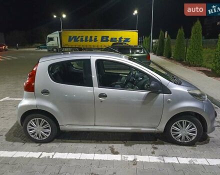 Серый Пежо 107, объемом двигателя 1 л и пробегом 154 тыс. км за 3299 $, фото 12 на Automoto.ua