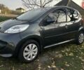 Серый Пежо 107, объемом двигателя 1 л и пробегом 123 тыс. км за 5200 $, фото 1 на Automoto.ua