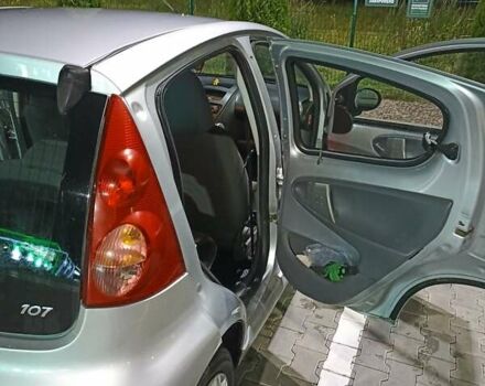 Серый Пежо 107, объемом двигателя 1 л и пробегом 154 тыс. км за 3299 $, фото 11 на Automoto.ua