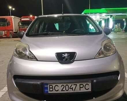 Серый Пежо 107, объемом двигателя 1 л и пробегом 154 тыс. км за 3299 $, фото 1 на Automoto.ua