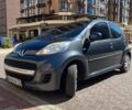 Серый Пежо 107, объемом двигателя 1 л и пробегом 150 тыс. км за 3499 $, фото 1 на Automoto.ua