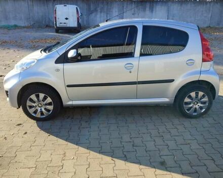Сірий Пежо 107, об'ємом двигуна 1 л та пробігом 105 тис. км за 5300 $, фото 5 на Automoto.ua