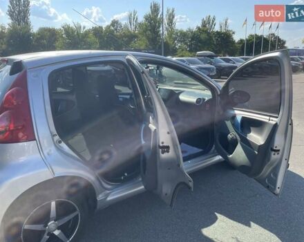 Сірий Пежо 107, об'ємом двигуна 1 л та пробігом 134 тис. км за 5000 $, фото 17 на Automoto.ua